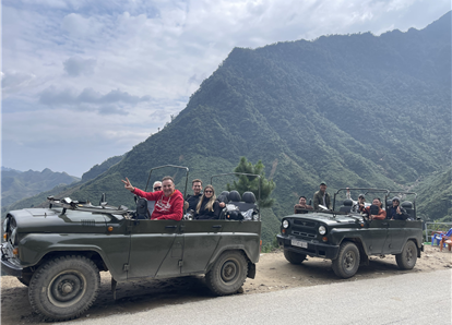 Ha Giang Loop Jeep Tour 3 days 2 Night 