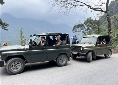 Tour xe Jeep  Hà Giang 4 ngày 3 đêm